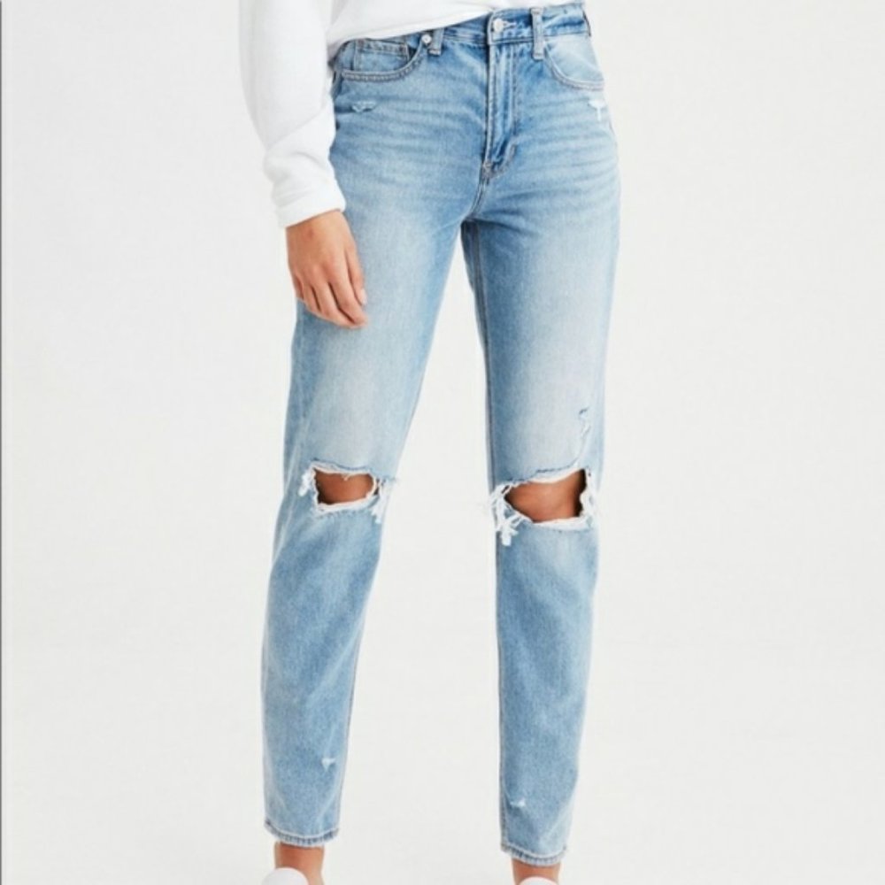 American Eagle High Waisted Mom Jeans Ripped Cotton 90s Style Light Festival - Picture 1 of 10